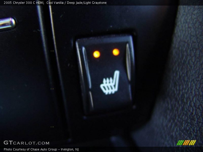 Cool Vanilla / Deep Jade/Light Graystone 2005 Chrysler 300 C HEMI