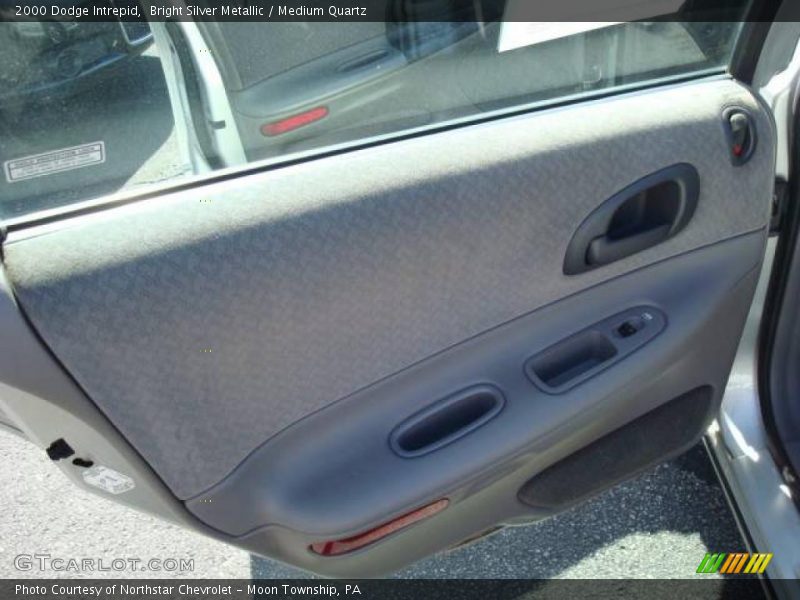 Bright Silver Metallic / Medium Quartz 2000 Dodge Intrepid