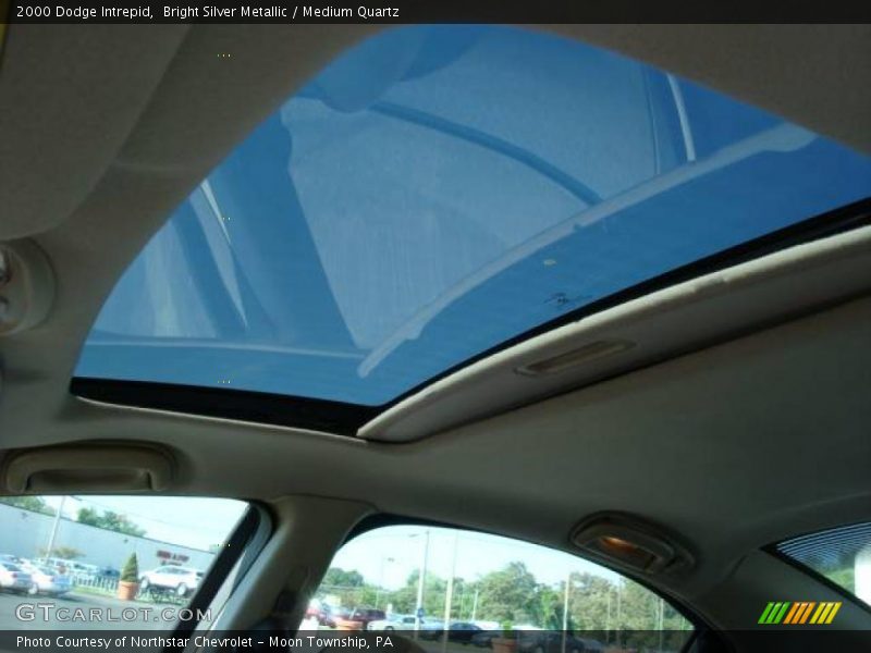 Bright Silver Metallic / Medium Quartz 2000 Dodge Intrepid