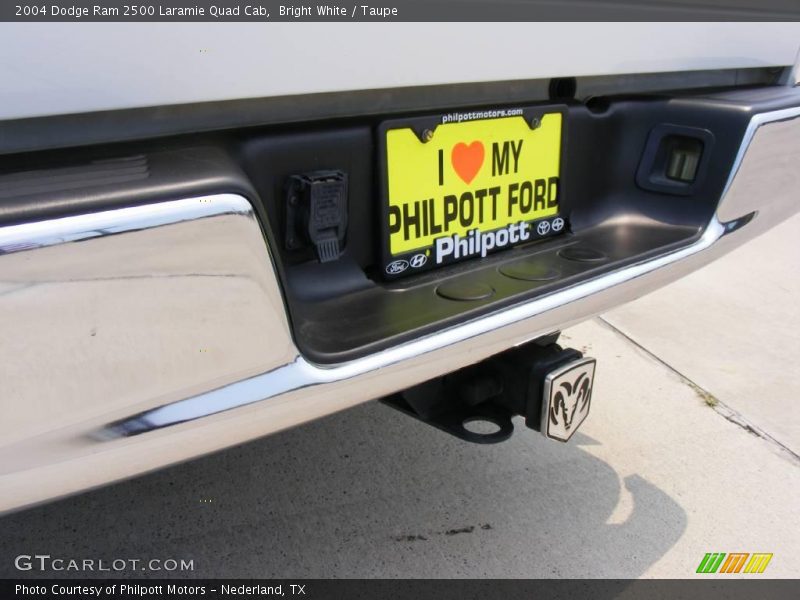 Bright White / Taupe 2004 Dodge Ram 2500 Laramie Quad Cab