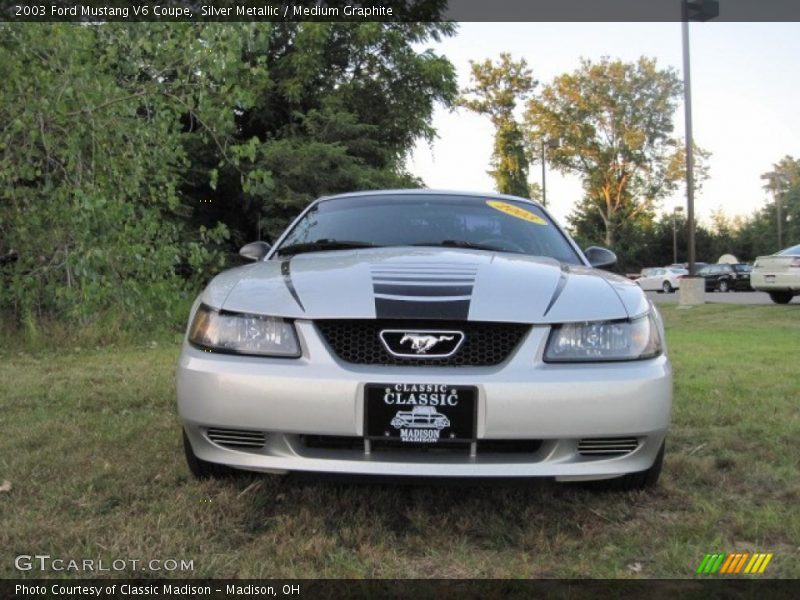 Silver Metallic / Medium Graphite 2003 Ford Mustang V6 Coupe