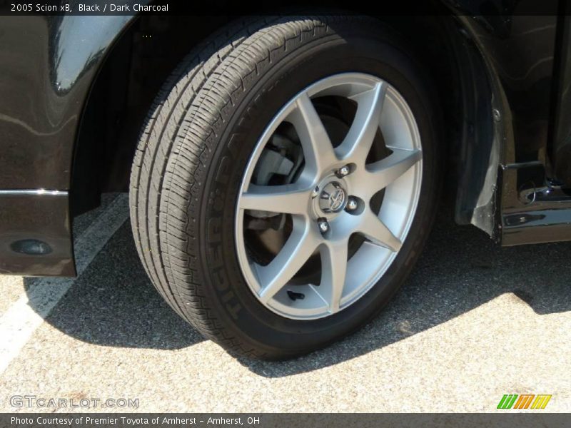 Black / Dark Charcoal 2005 Scion xB