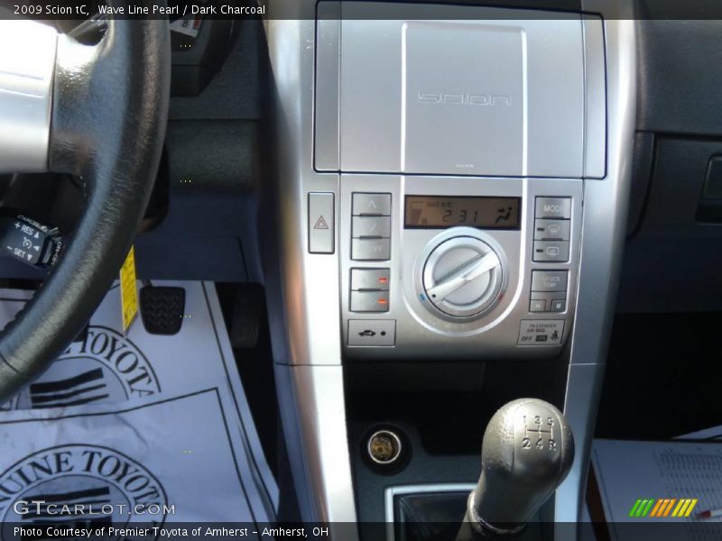 Wave Line Pearl / Dark Charcoal 2009 Scion tC