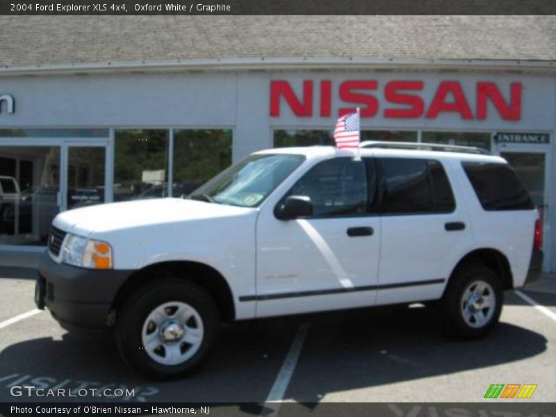 Oxford White / Graphite 2004 Ford Explorer XLS 4x4