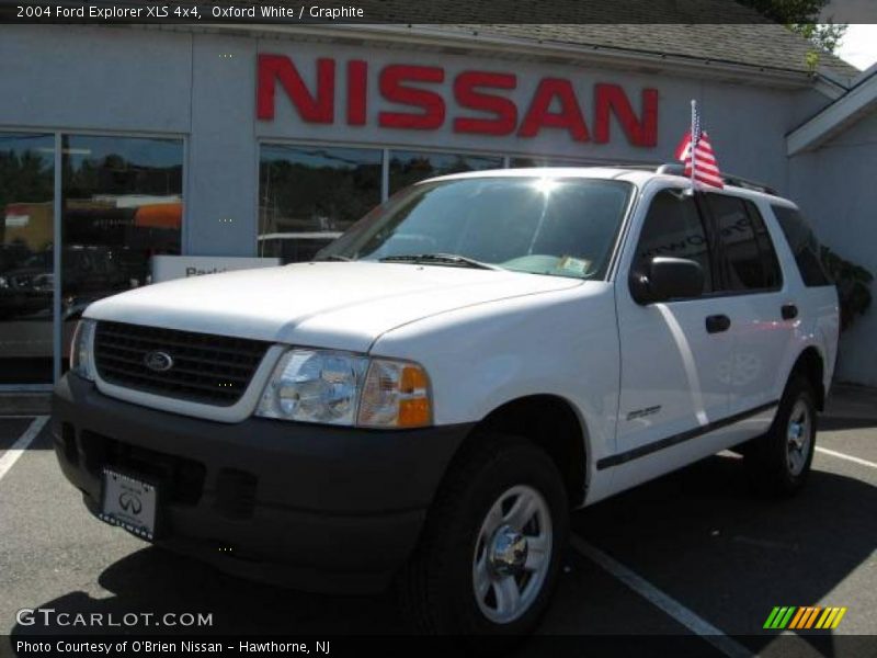 Oxford White / Graphite 2004 Ford Explorer XLS 4x4