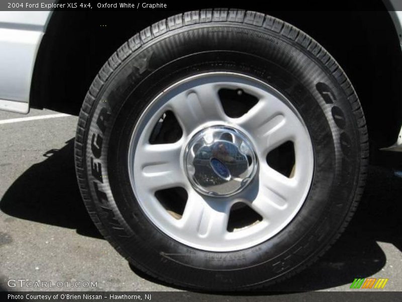 Oxford White / Graphite 2004 Ford Explorer XLS 4x4