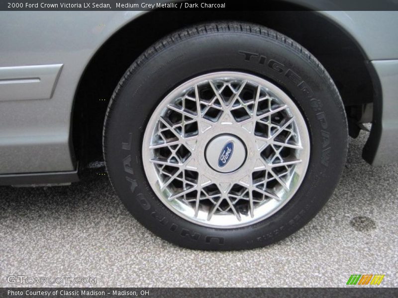 Medium Grey Metallic / Dark Charcoal 2000 Ford Crown Victoria LX Sedan