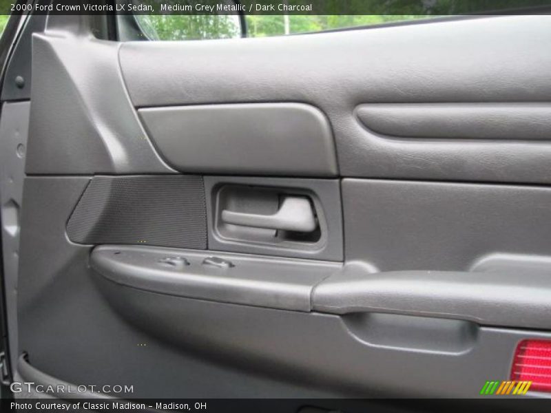 Medium Grey Metallic / Dark Charcoal 2000 Ford Crown Victoria LX Sedan