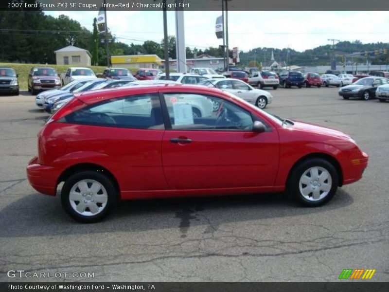 Infra-Red / Charcoal/Light Flint 2007 Ford Focus ZX3 SE Coupe