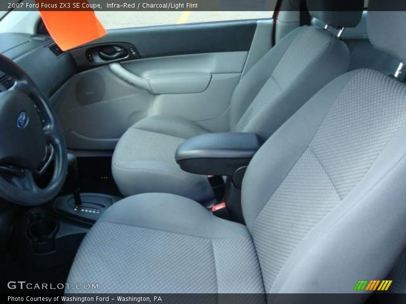 Infra-Red / Charcoal/Light Flint 2007 Ford Focus ZX3 SE Coupe