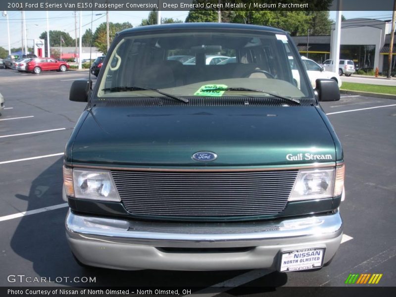 Deep Emerald Green Metallic / Medium Parchment 2001 Ford E Series Van E150 Passenger Conversion