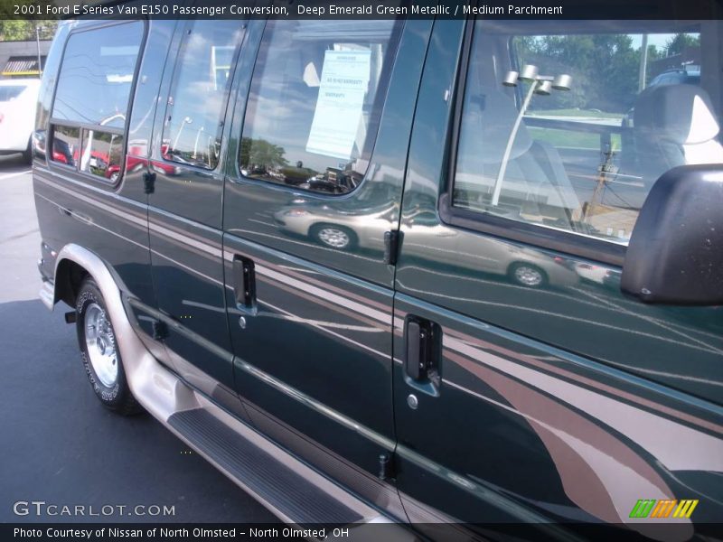 Deep Emerald Green Metallic / Medium Parchment 2001 Ford E Series Van E150 Passenger Conversion