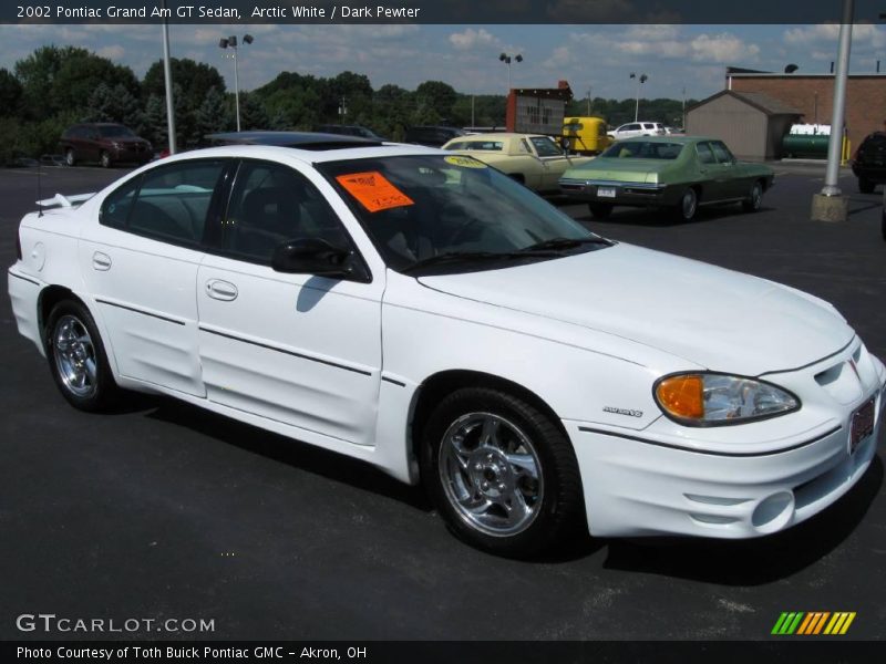 Arctic White / Dark Pewter 2002 Pontiac Grand Am GT Sedan