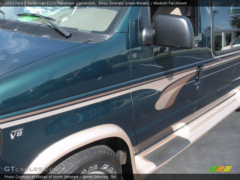 Deep Emerald Green Metallic / Medium Parchment 2001 Ford E Series Van E150 Passenger Conversion