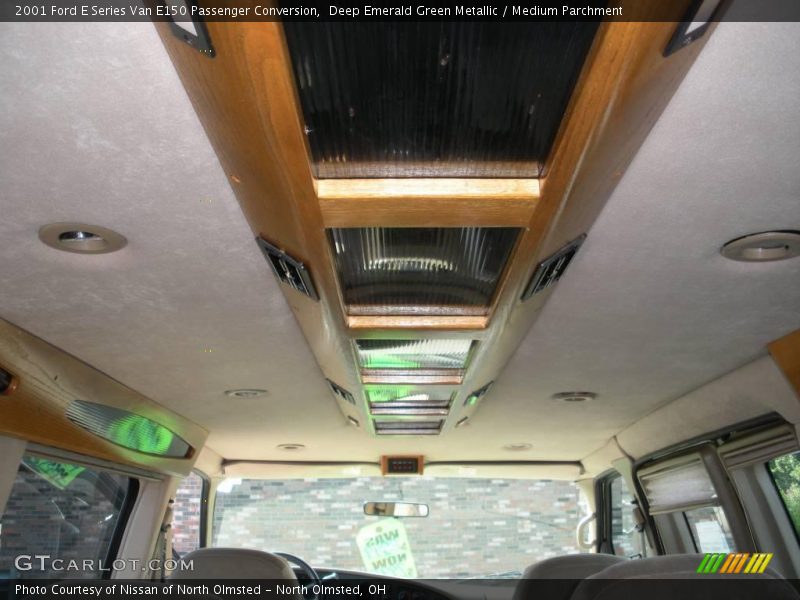 Deep Emerald Green Metallic / Medium Parchment 2001 Ford E Series Van E150 Passenger Conversion