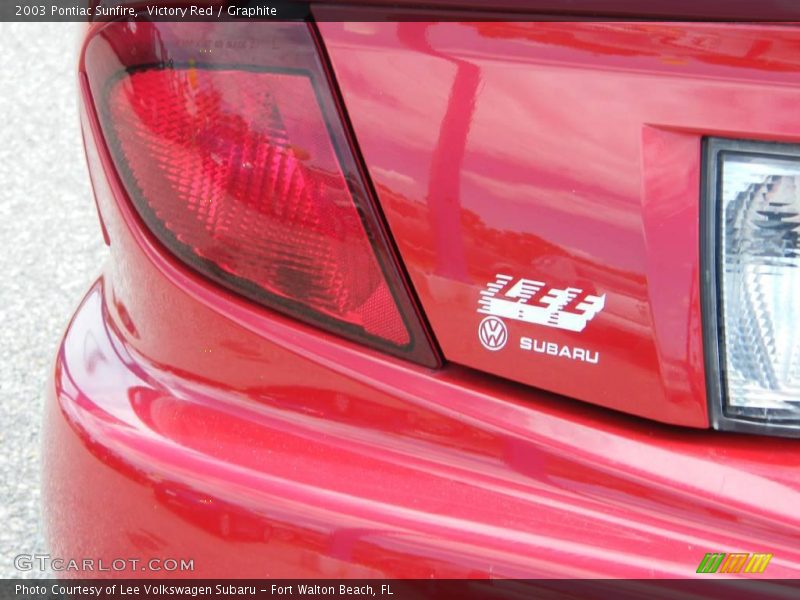 Victory Red / Graphite 2003 Pontiac Sunfire