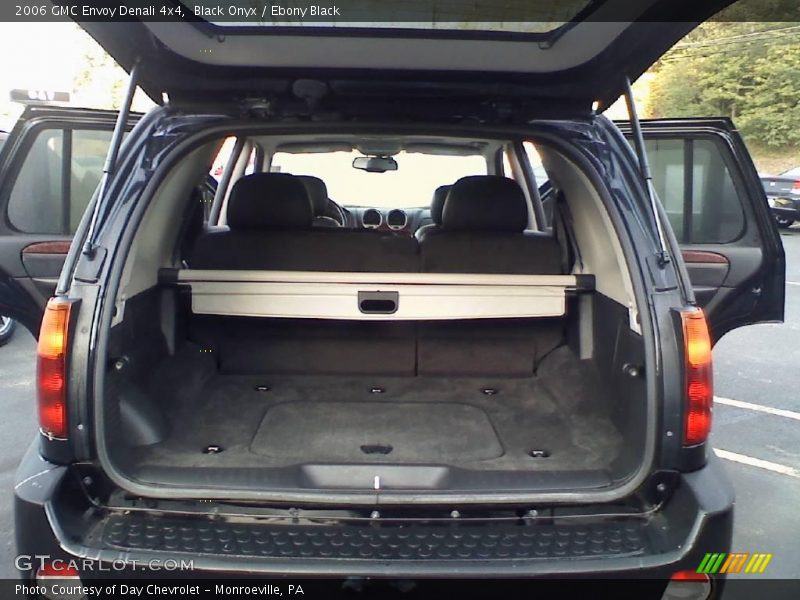Black Onyx / Ebony Black 2006 GMC Envoy Denali 4x4