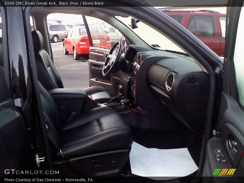 Black Onyx / Ebony Black 2006 GMC Envoy Denali 4x4