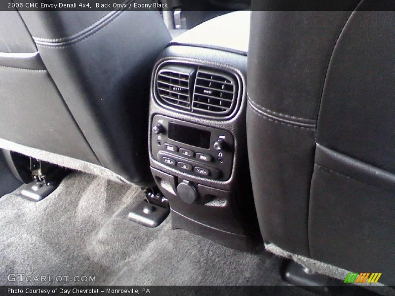 Black Onyx / Ebony Black 2006 GMC Envoy Denali 4x4
