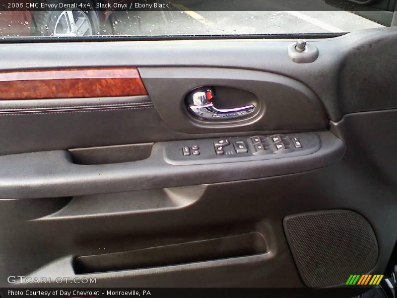 Black Onyx / Ebony Black 2006 GMC Envoy Denali 4x4