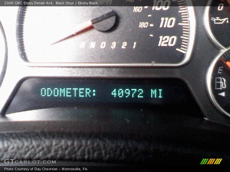 Black Onyx / Ebony Black 2006 GMC Envoy Denali 4x4