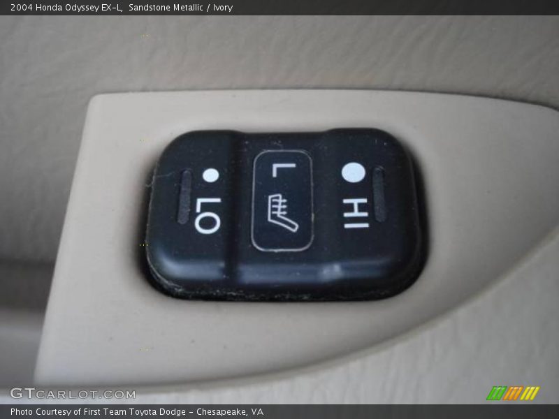 Sandstone Metallic / Ivory 2004 Honda Odyssey EX-L