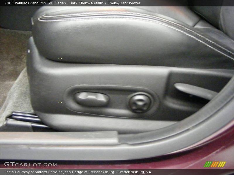 Dark Cherry Metallic / Ebony/Dark Pewter 2005 Pontiac Grand Prix GXP Sedan