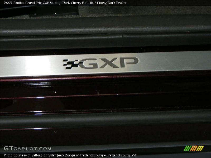 Dark Cherry Metallic / Ebony/Dark Pewter 2005 Pontiac Grand Prix GXP Sedan