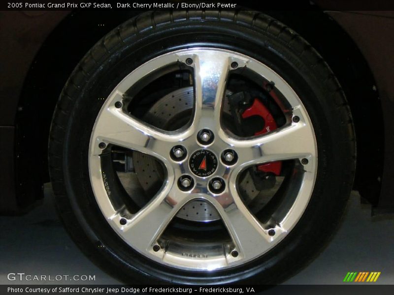Dark Cherry Metallic / Ebony/Dark Pewter 2005 Pontiac Grand Prix GXP Sedan