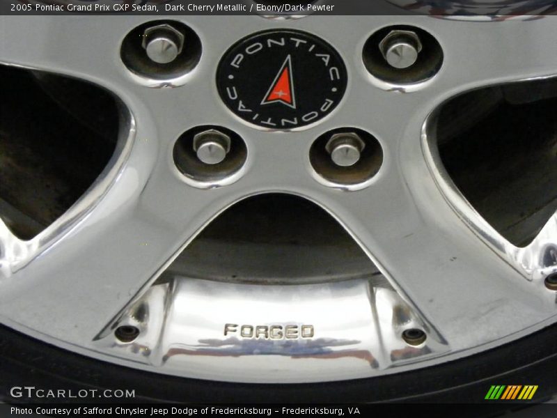 Dark Cherry Metallic / Ebony/Dark Pewter 2005 Pontiac Grand Prix GXP Sedan