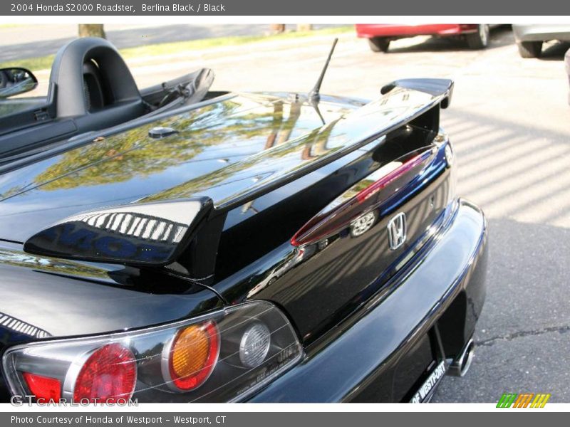 Berlina Black / Black 2004 Honda S2000 Roadster