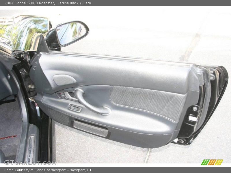 Berlina Black / Black 2004 Honda S2000 Roadster