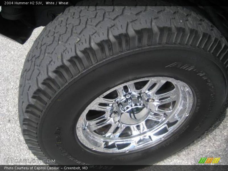 White / Wheat 2004 Hummer H2 SUV