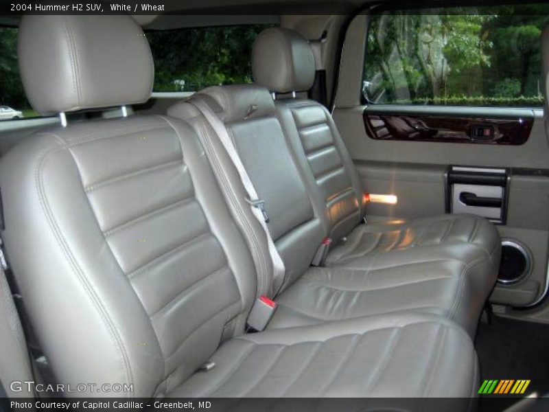 White / Wheat 2004 Hummer H2 SUV