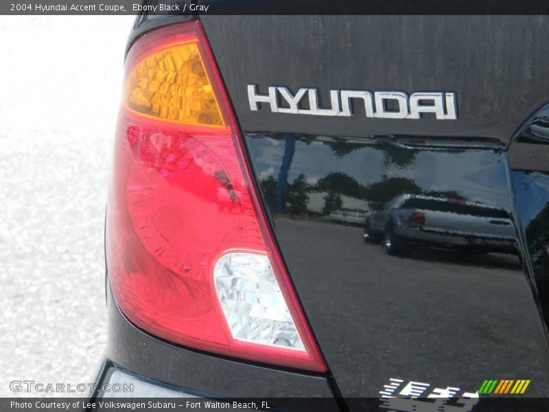 Ebony Black / Gray 2004 Hyundai Accent Coupe