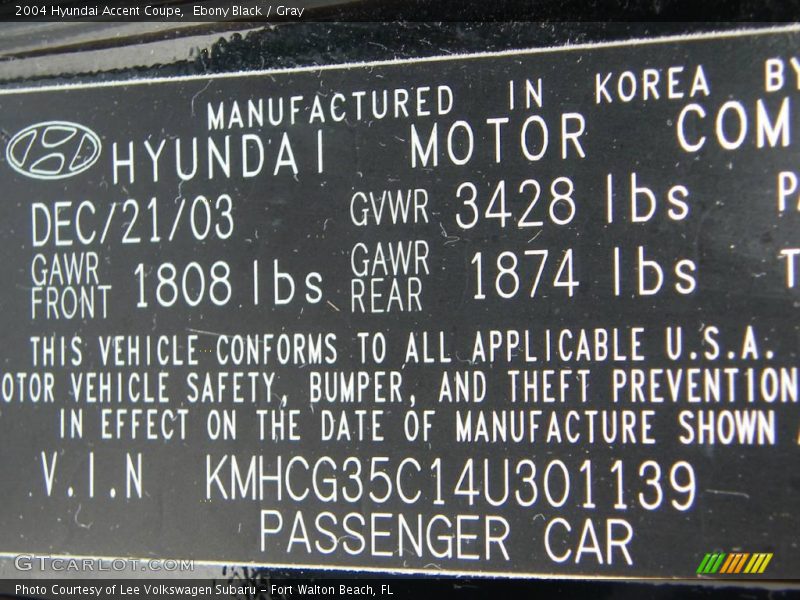 Ebony Black / Gray 2004 Hyundai Accent Coupe