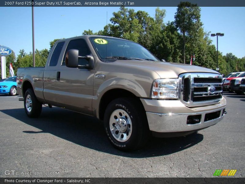 Arizona Beige Metallic / Tan 2007 Ford F250 Super Duty XLT SuperCab