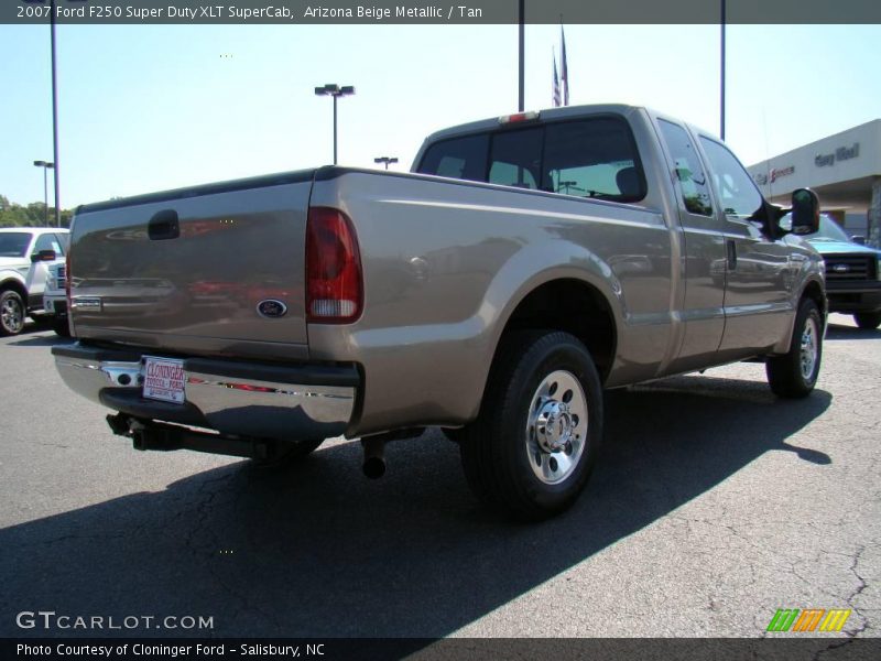 Arizona Beige Metallic / Tan 2007 Ford F250 Super Duty XLT SuperCab