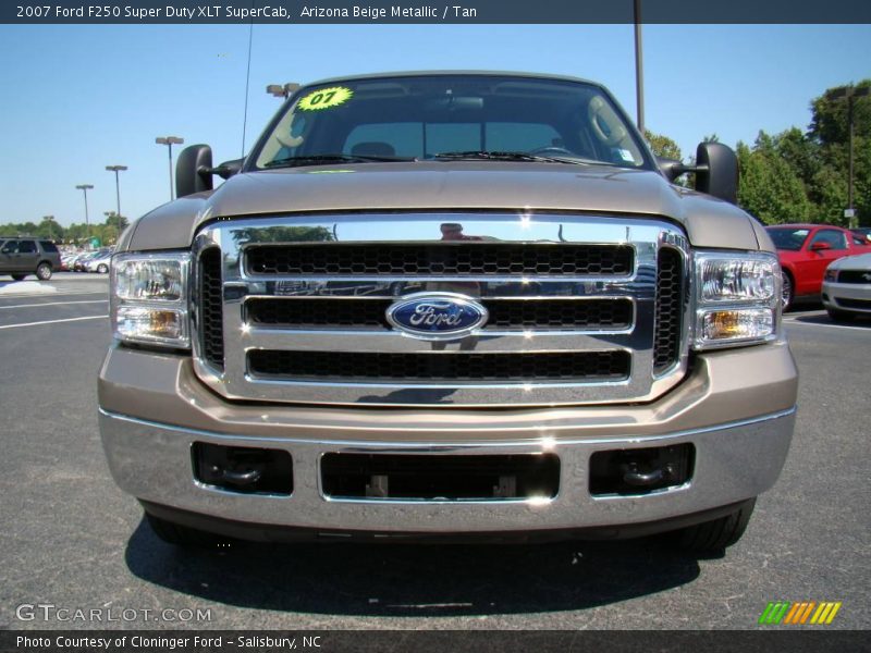 Arizona Beige Metallic / Tan 2007 Ford F250 Super Duty XLT SuperCab