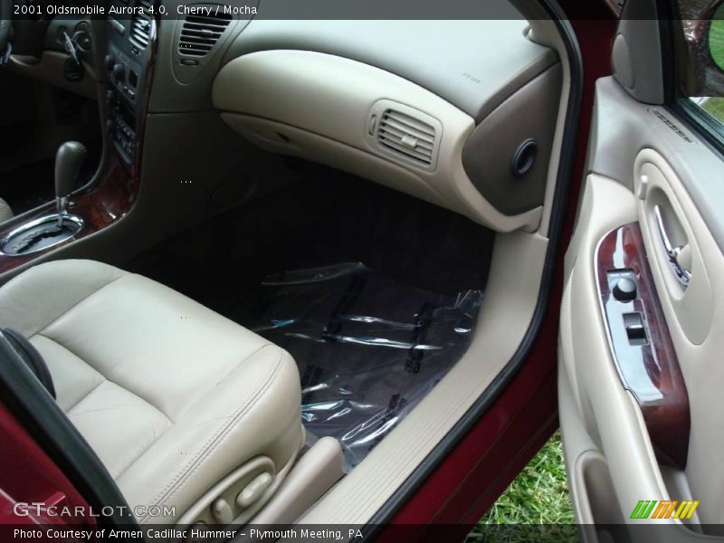Cherry / Mocha 2001 Oldsmobile Aurora 4.0