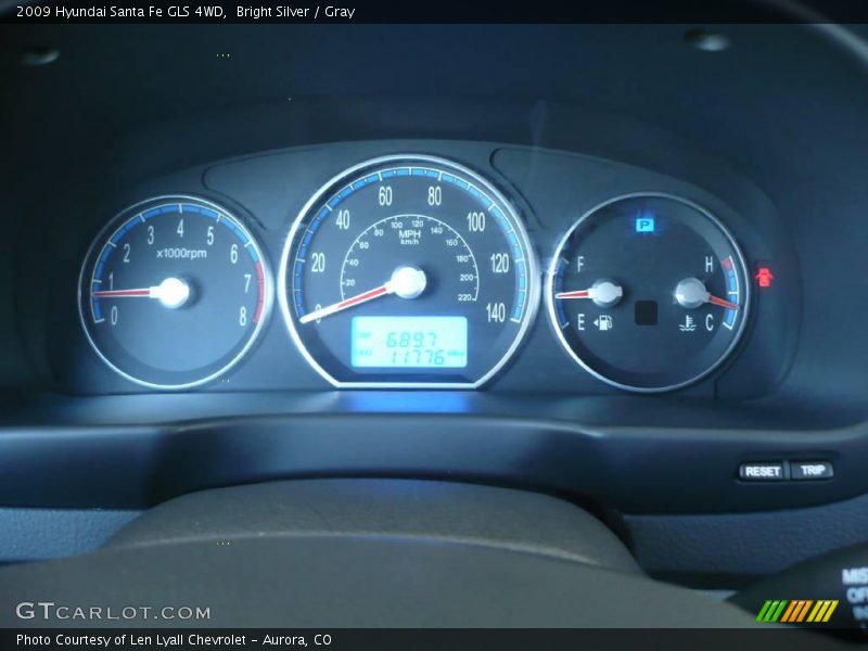 Bright Silver / Gray 2009 Hyundai Santa Fe GLS 4WD