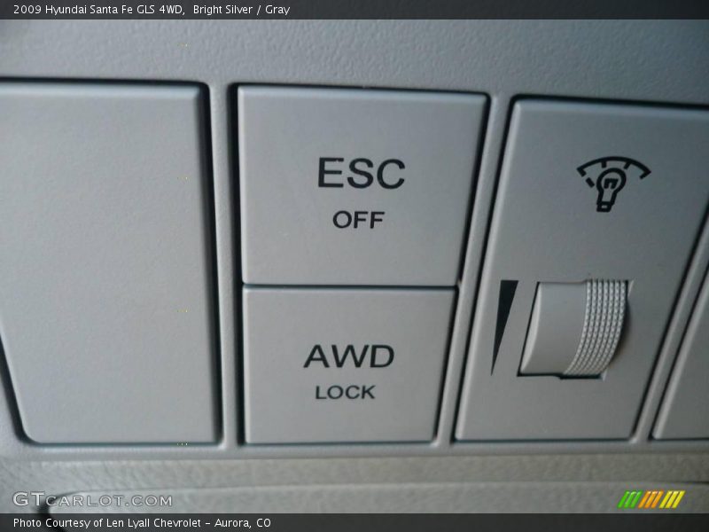 Bright Silver / Gray 2009 Hyundai Santa Fe GLS 4WD
