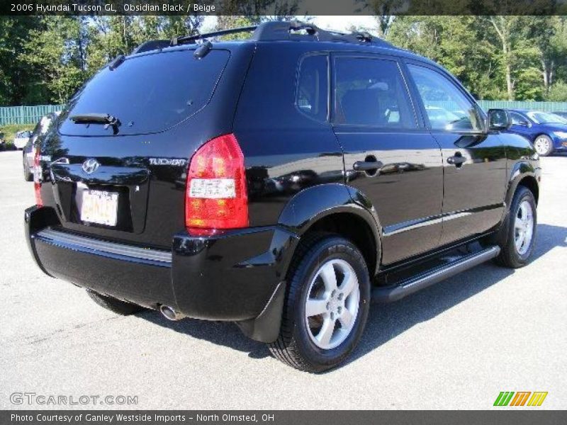 Obsidian Black / Beige 2006 Hyundai Tucson GL