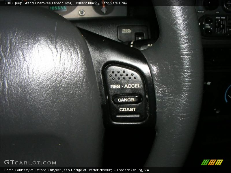 Brilliant Black / Dark Slate Gray 2003 Jeep Grand Cherokee Laredo 4x4