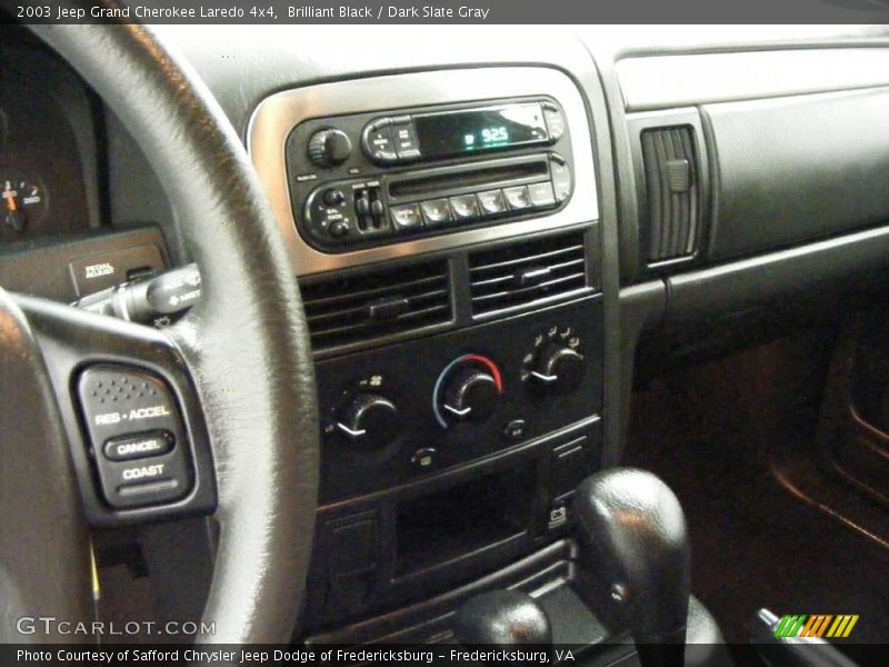 Brilliant Black / Dark Slate Gray 2003 Jeep Grand Cherokee Laredo 4x4