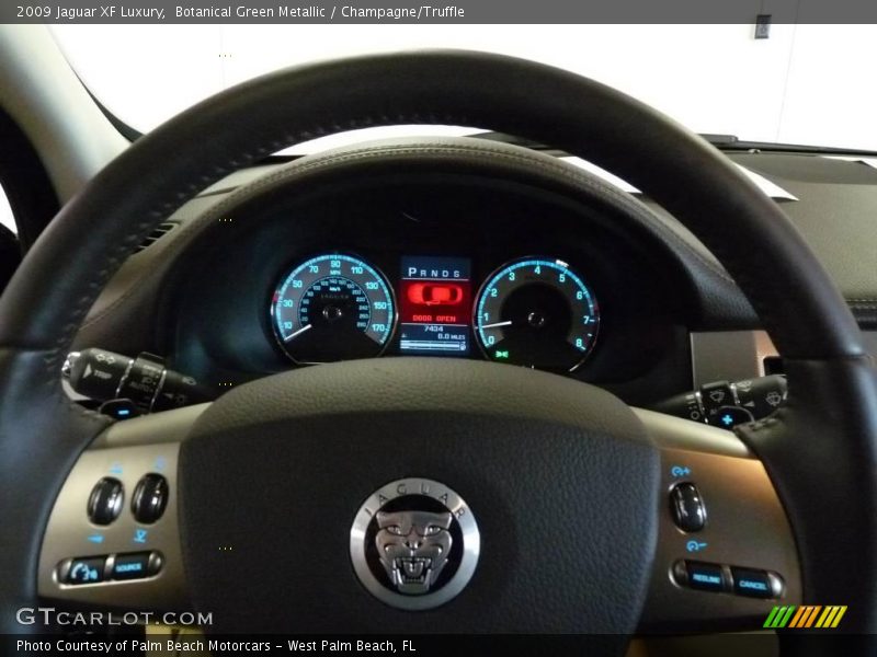 Botanical Green Metallic / Champagne/Truffle 2009 Jaguar XF Luxury