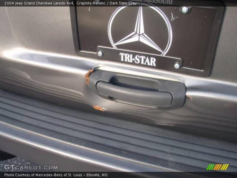 Graphite Metallic / Dark Slate Gray 2004 Jeep Grand Cherokee Laredo 4x4