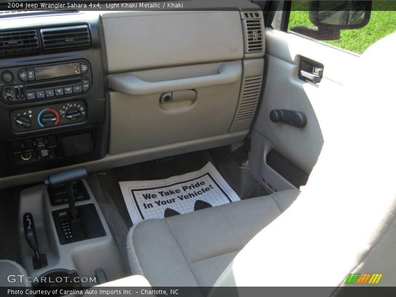 Light Khaki Metallic / Khaki 2004 Jeep Wrangler Sahara 4x4