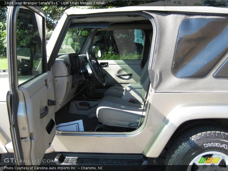 Light Khaki Metallic / Khaki 2004 Jeep Wrangler Sahara 4x4