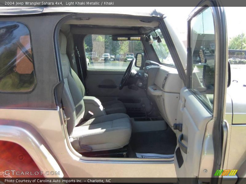 Light Khaki Metallic / Khaki 2004 Jeep Wrangler Sahara 4x4